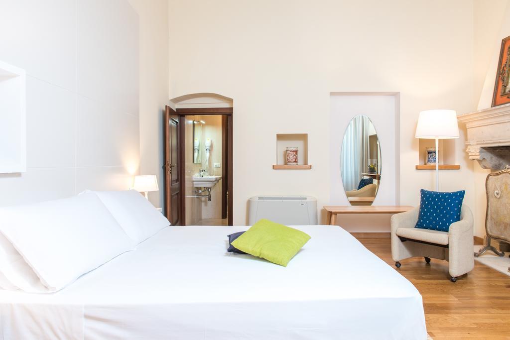 Suite Palace Castromediano Лече Екстериор снимка